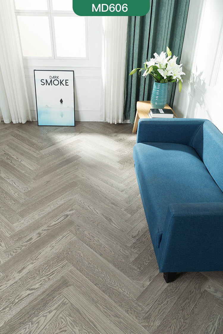 In-stock wholesale with on-site installation Herringbone Locking Floor Heating New Three-Layer Solid Wood Flooring Oak Black Walnut Flooring