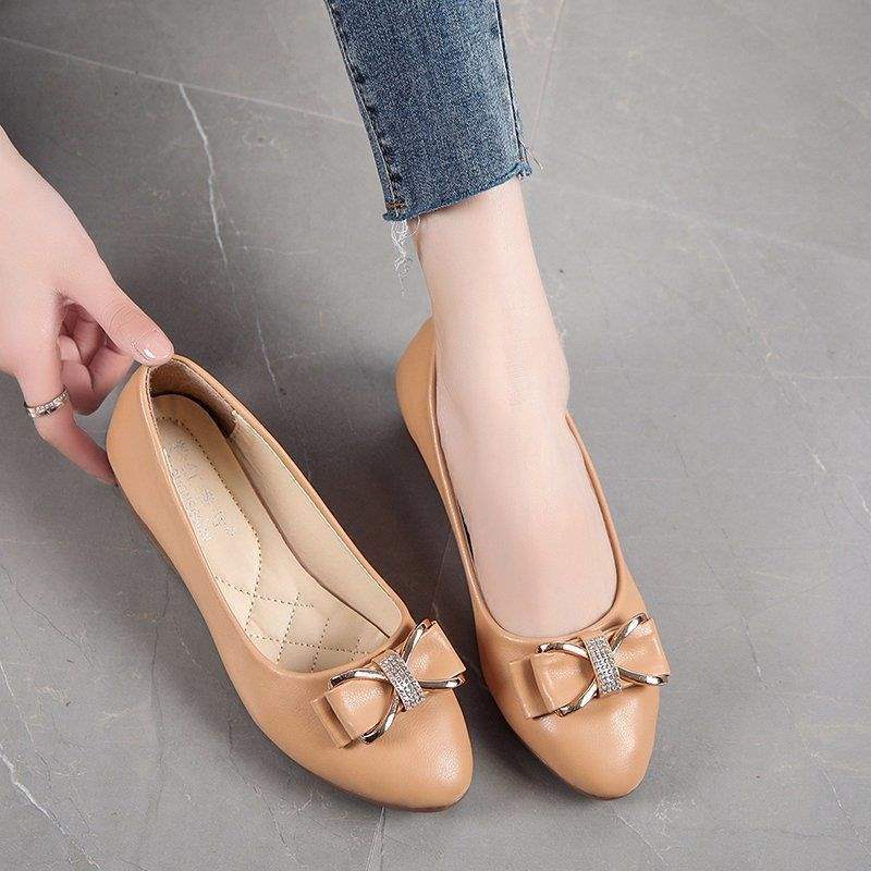 Pumps Women2025Spring New Versatile Women's Loafers British Style Flat Rhinestone Moccasins Durable Sole Women's Shoes