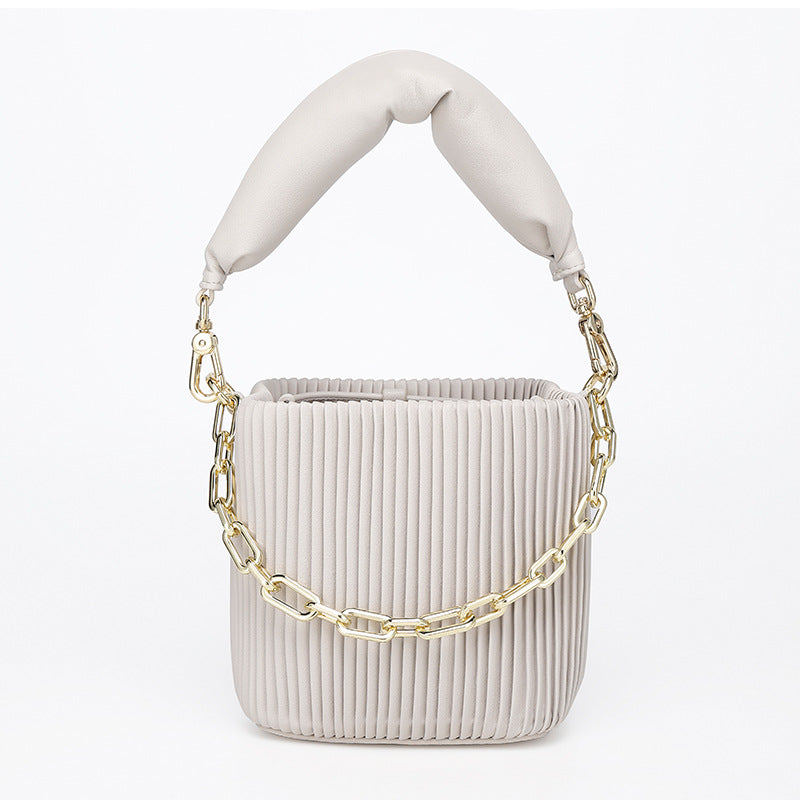 Unique Korean Design Pleated Bucket Bag for Women with Chain Handle, Versatile Fashionable Single Shoulder Crossbody Bag for Ladies