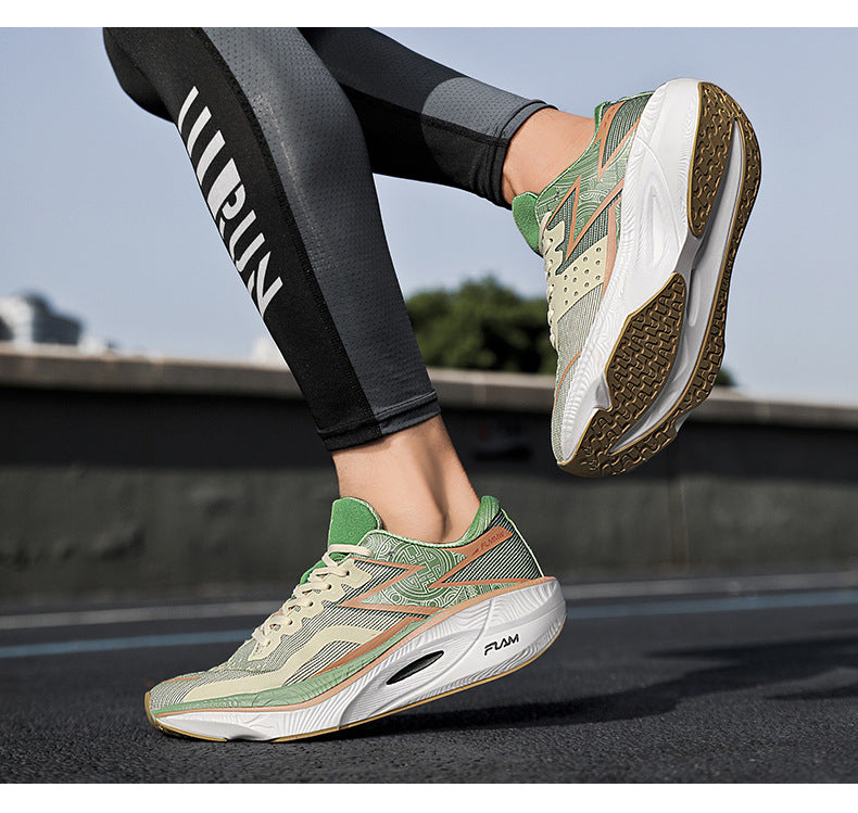 Summer New Mesh Breathable Carbon Plate Ultra-light Sports Shoes for Teenagers Couples Casual Fashion High Elastic Soft Sole Running Shoes