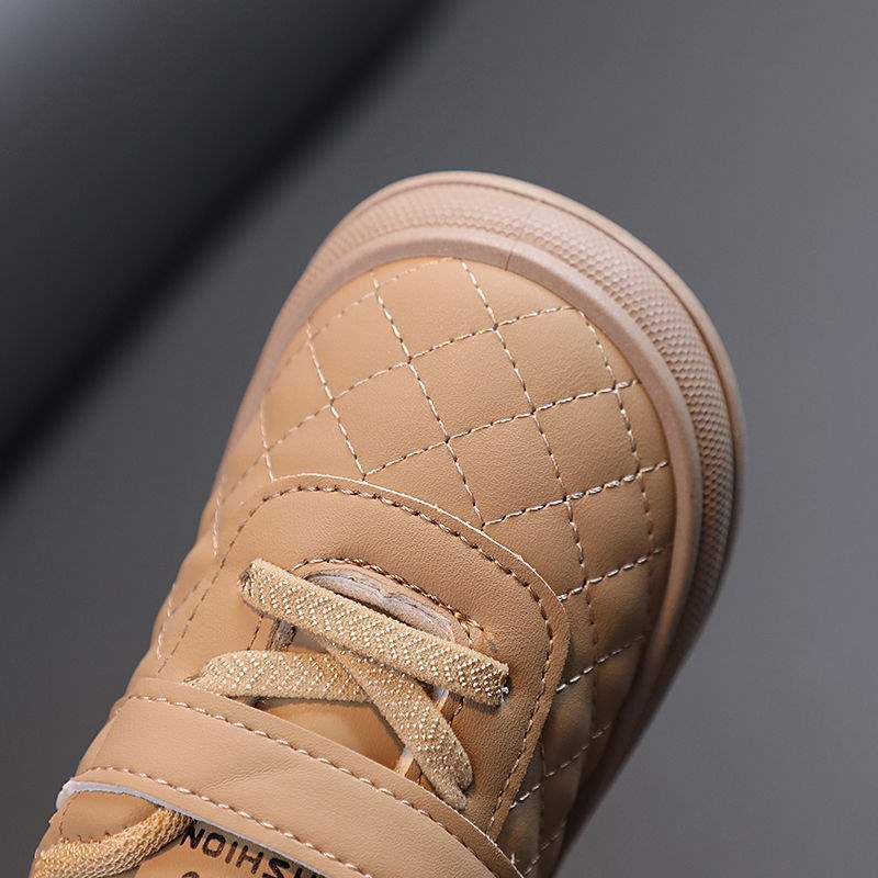 2025Spring and Autumn New Children's Sports Shoes Boys' Shoes Girls' Casual Sneakers Baby Cartoon Bear Outdoor Leather Shoes