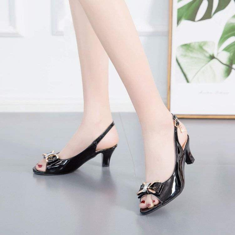 35-44 plus Size Women's Shoes42Fish Mouth Sandals Women Thick Heel Rhinestone Bow Buckle Strap Summer Women Shoes High Heels43