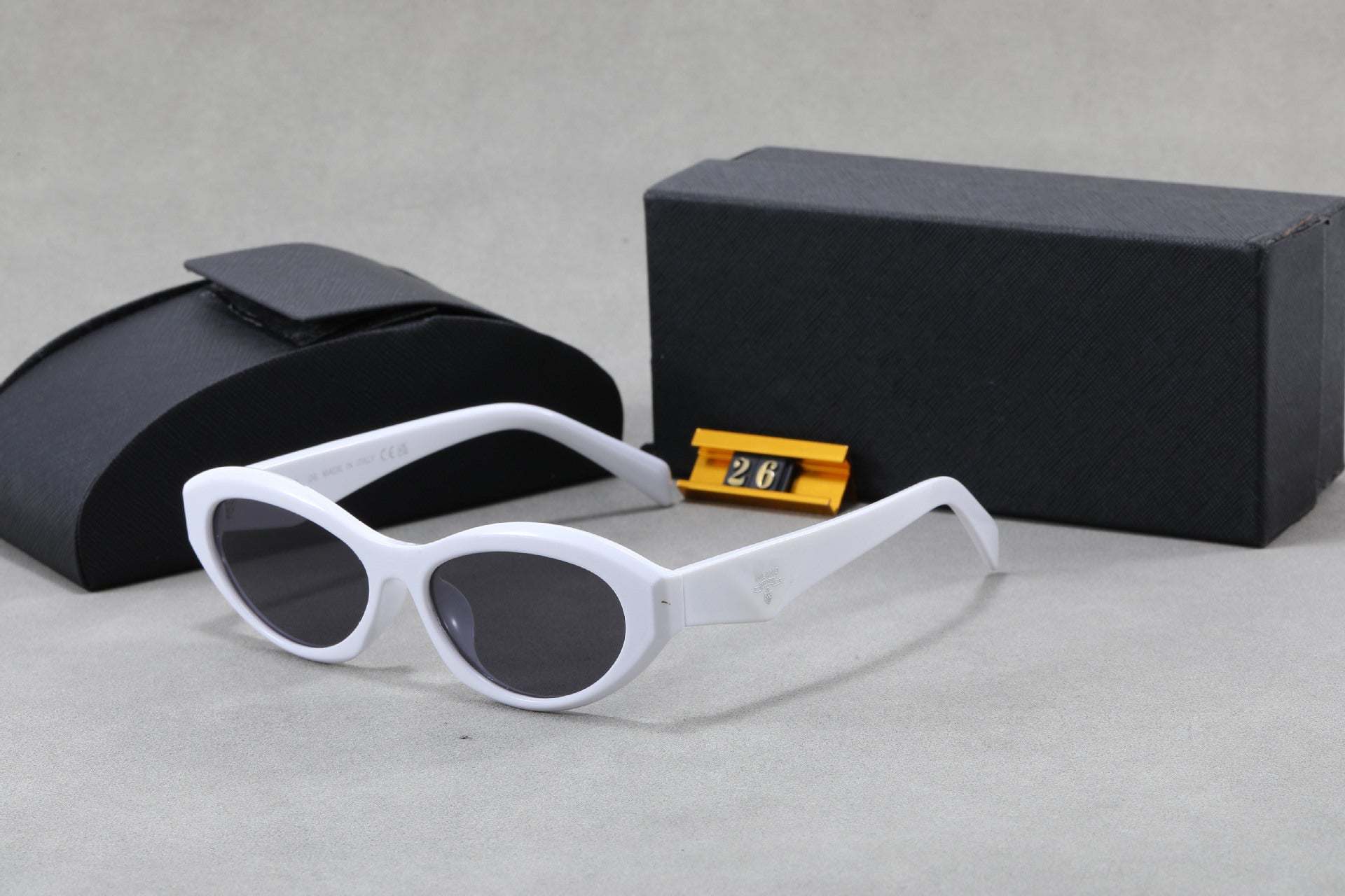 P Home25New26z Sunglasses Plate Men and Women Sunglasses High Sense Cat Eye retro Sunglasses UV Protection