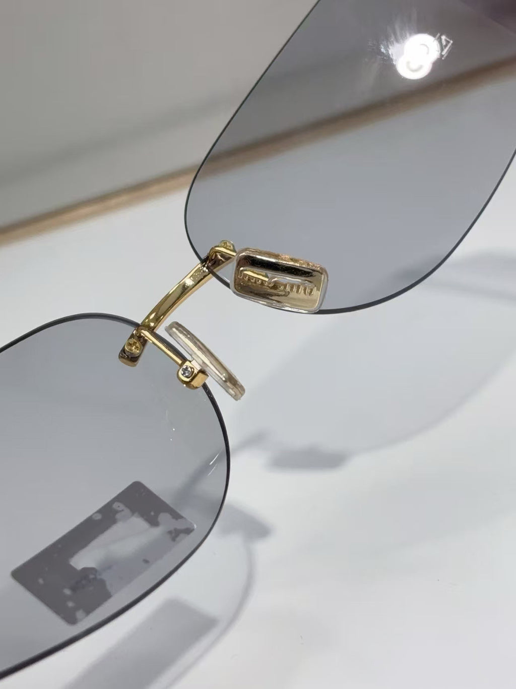 European and American Style miu Miaojia Frameless Sunglasses for Women Xiaohongshu ins Internet Celebrity Style Protective Sunglasses54y