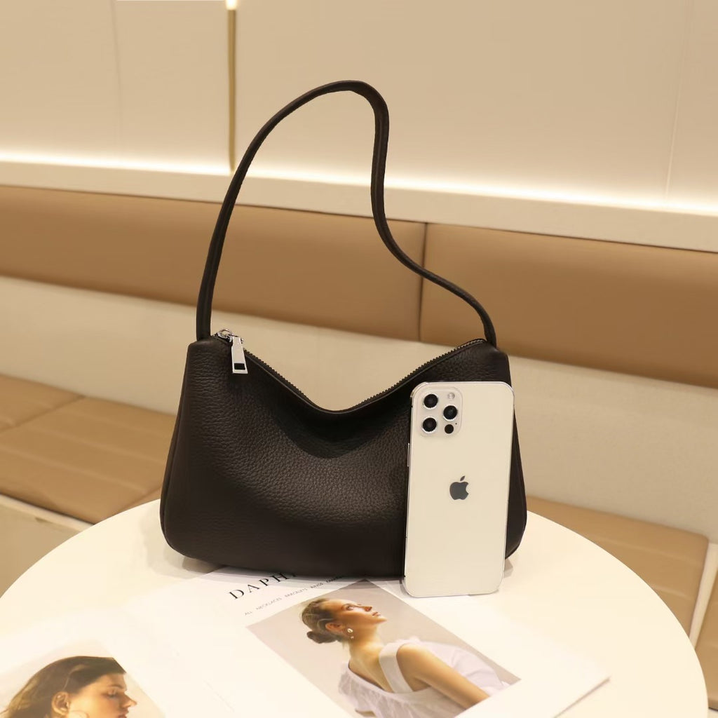 Guangzhou Luggage2025New Niche Simple Women's Bag Summer Versatile High-End Large Capacity Genuine Leather Underarm Bag