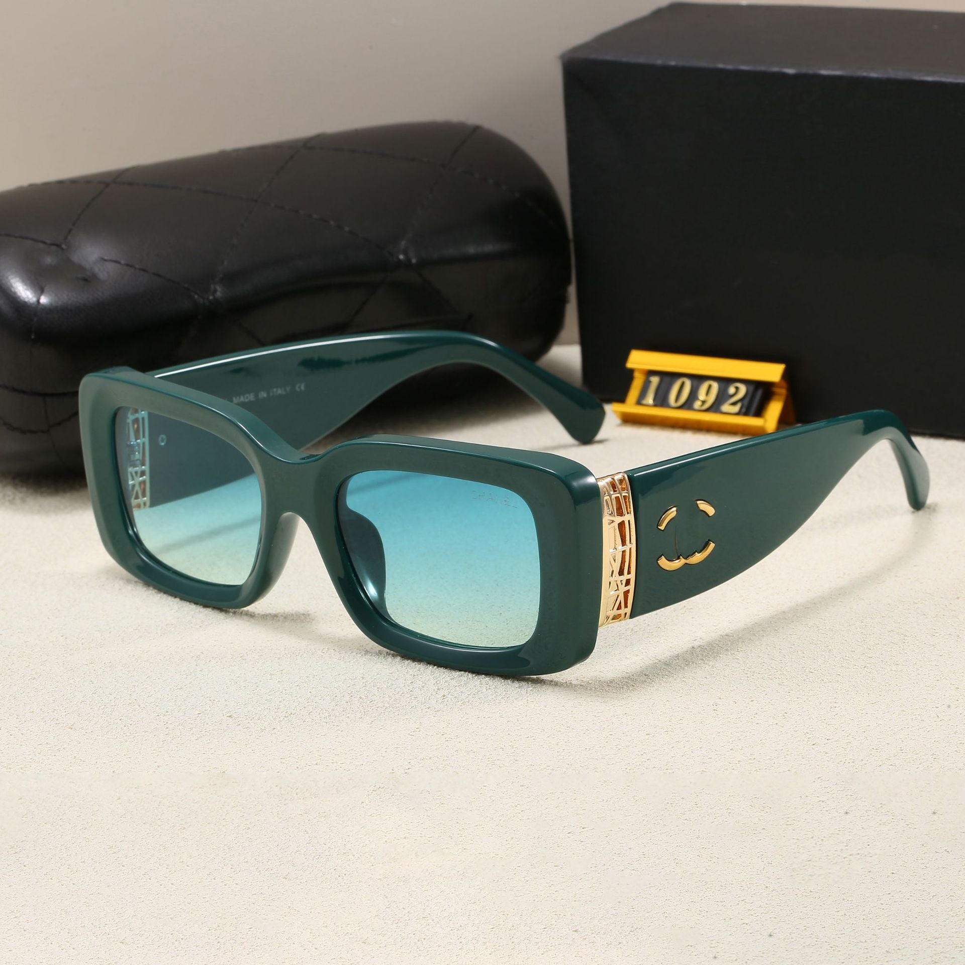 New Chanel-style Sunglasses ins Feng Xiaohong Book Internet Celebrity Same Style Personality Square Frame Fashion Sunglasses for Women