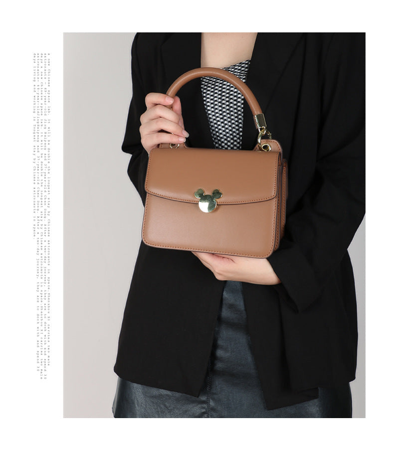 Women's Bag Spring Summer New Trendy Fashionable Elegant Handbag Small Niche Versatile Design Crossbody Bag