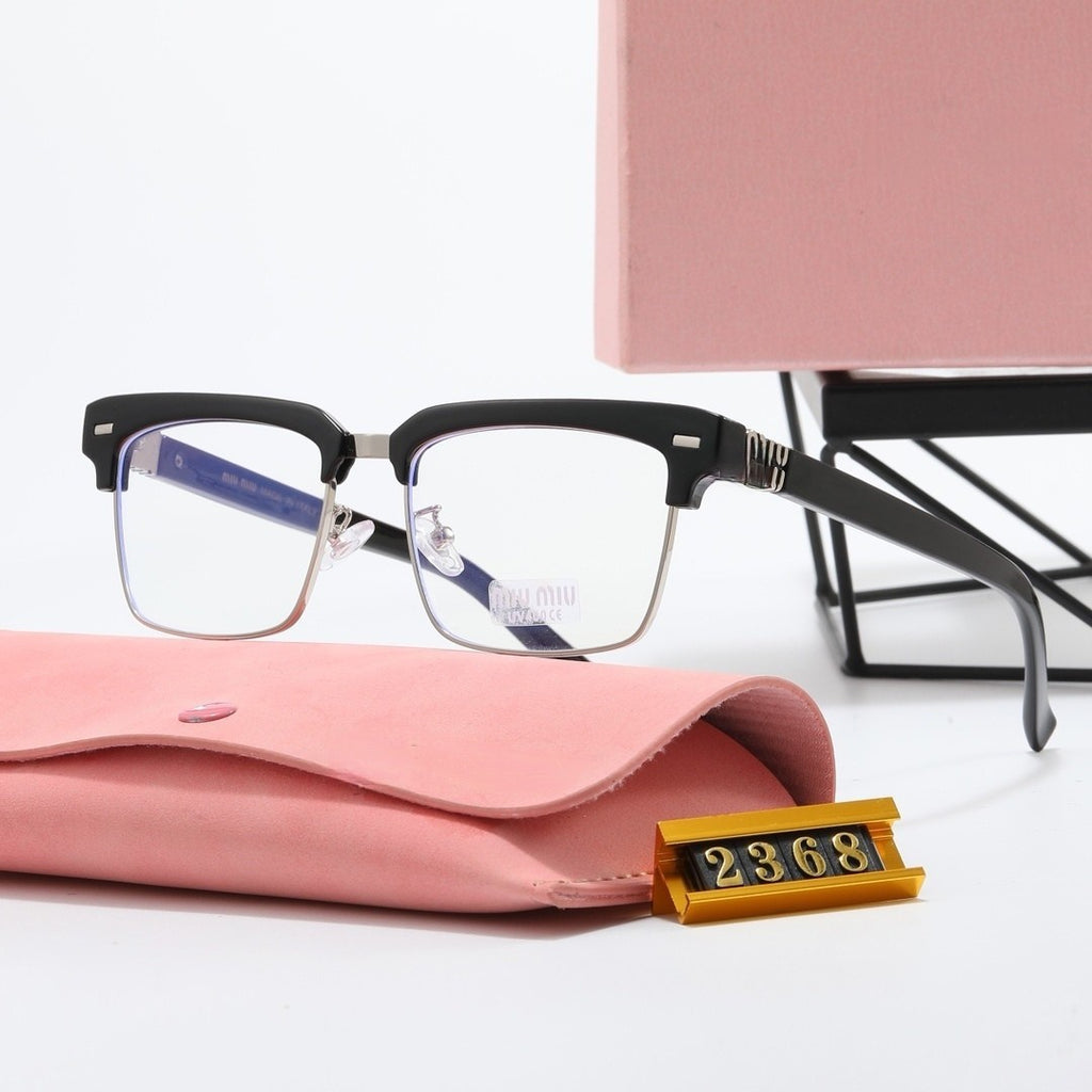 miu24New Women's European and American High-End Trendy Retro Outdoor Sunglasses for Photos and Sun Protection