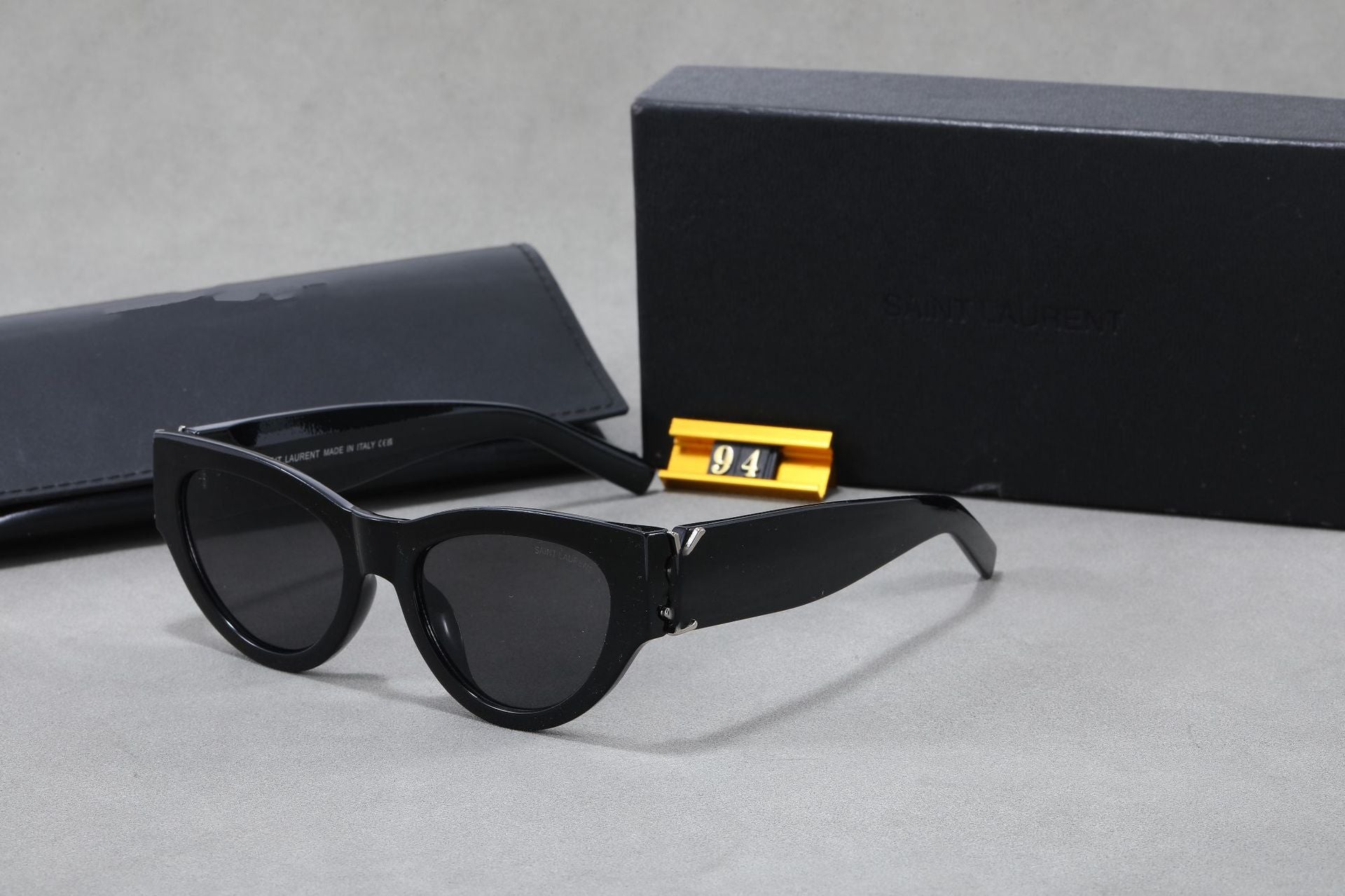 Park Caiying ROSE Same Style Sunglasses Versatile Fashionable Trendy Personality Street Style Sunglasses Wholesale6090