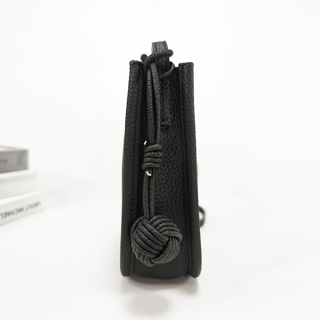 Genuine Leather Small Bucket Bag Trendy Small Bag for Women Fashion Woven Ball Phone Bag Versatile Shoulder Crossbody Bag