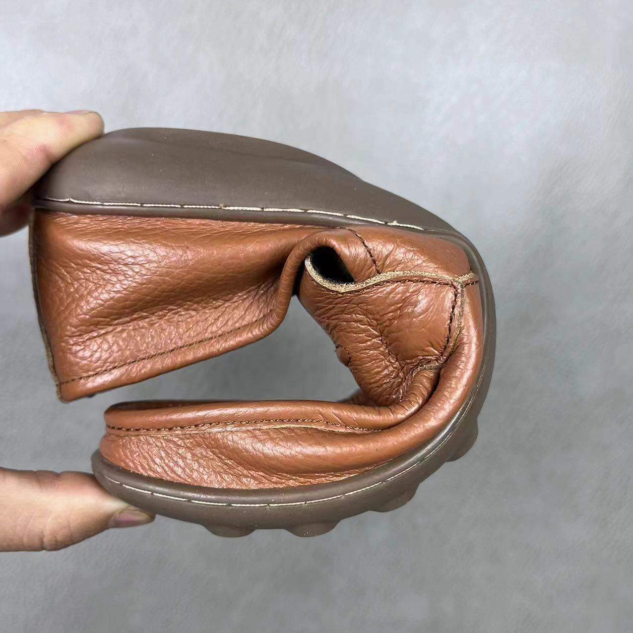 Summer Single Layer Casual Leather Shoes Soft Sole Soft Surface Lightweight Slip-On Lazy Shoes Youth Cowhide Sole Breathable Shoes for Men