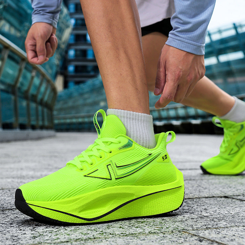 Mesh Men's Shoes New Thick-Soled Breathable Trendy Running Shoes Lightweight Shock-Absorbing Non-Slip Running Travel Shoes Casual Sports Shoes