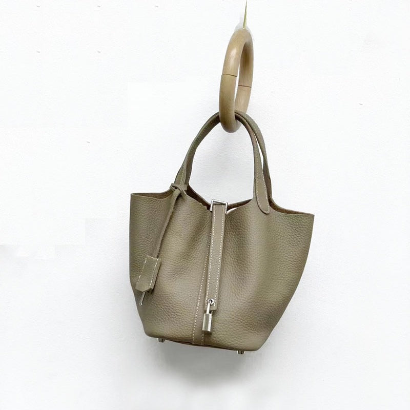 Women's Basket Bag2025New High-End First Layer Cowhide Bucket Bag Casual Handheld Women's Tote Bag Trendy