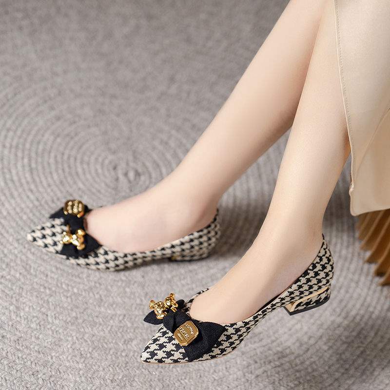 plus Size Women's Shoes35One43Wide Toe Fat Bean Shoes for Women, Shallow Mouth Fashionable Elegant Pointed Toe Evening Style Low Heel Single Shoes