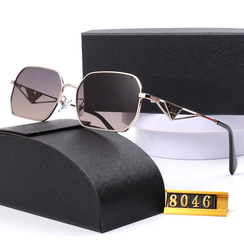 New Metal Sunglasses for Men and Women Classic Elegant Versatile Sunglasses Travel UV Protection Double Bridge Sunglasses Hot