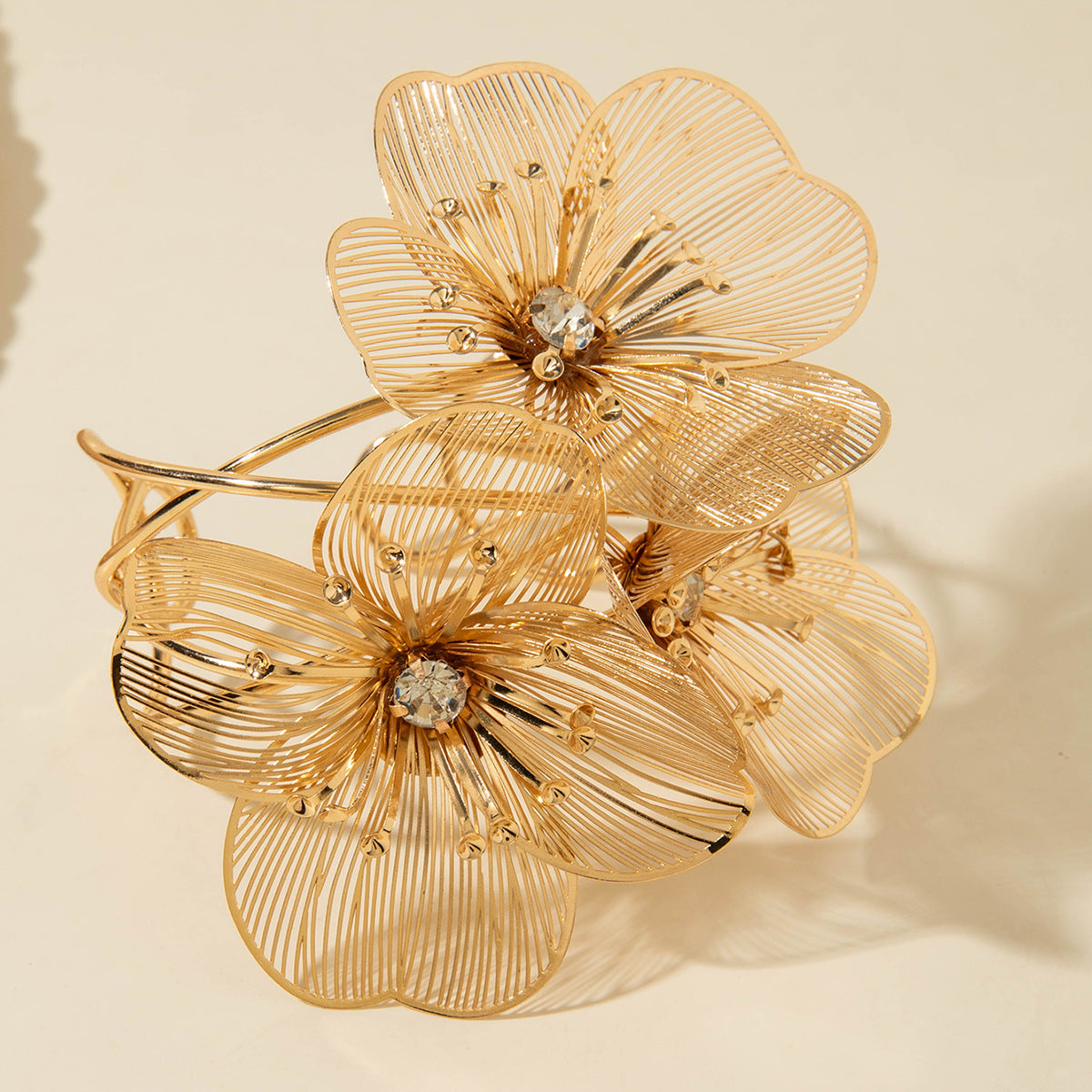 European and American Niche Ginkgo Leaf Tassel Necklace Design Sense Retro Pull-out Imitation Pearl Choker Jewelry choker