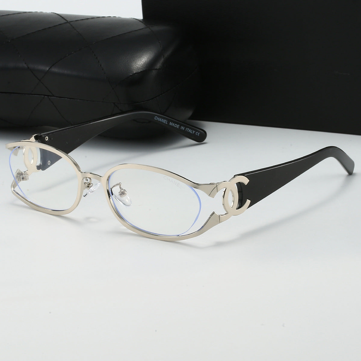 Chanel Style Double C Letter Sunglasses Metal Frame gold Hollow Temple Sunglasses for Women Oval Vintage Style Fashionable