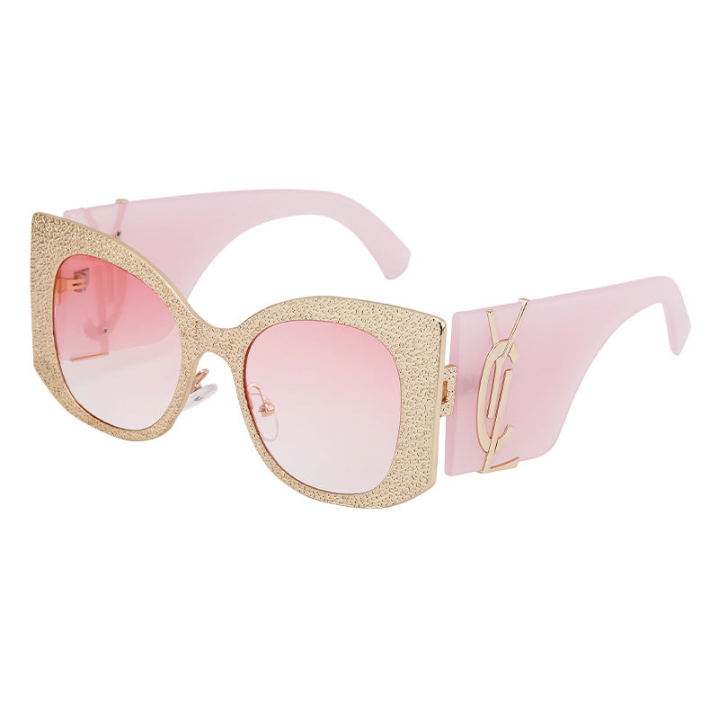 2025New Style Personality Wide Mirror Leg Sunglasses European and American Fashion Sunglasses for Women High-end Large Frame Outdoor Street Shooting Glasses