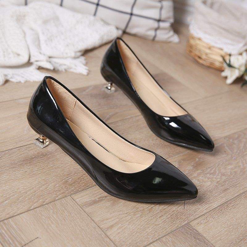 Low Heel High Heel Shoes Shiny Leather Cat Heel Shoes for Women3cm Stiletto Low Heel Korean Style Elegant Pointed Toe Small Heel Single Shoes Work Shoes