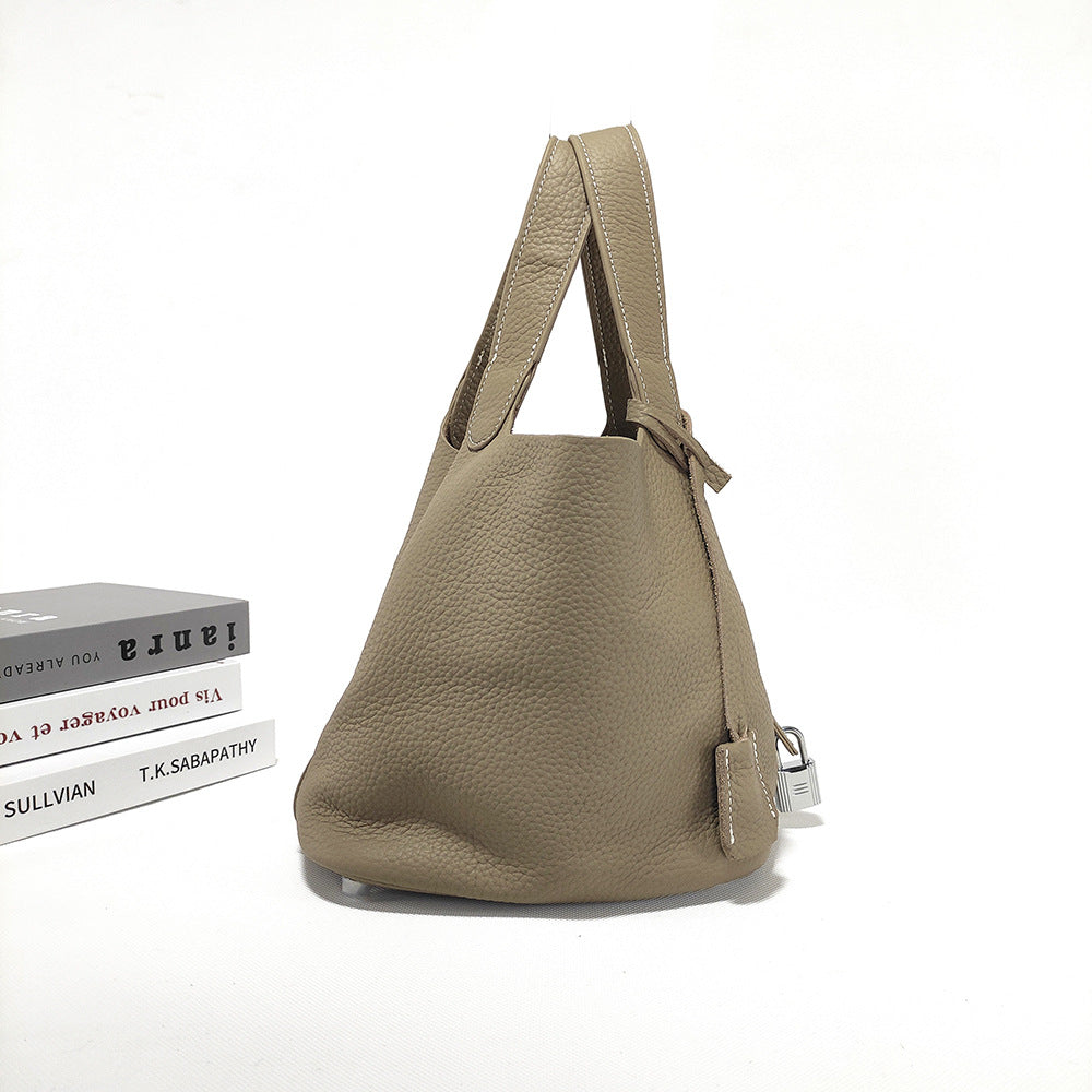 Women's Basket Bag2025New High-End First Layer Cowhide Bucket Bag Casual Handheld Women's Tote Bag Trendy