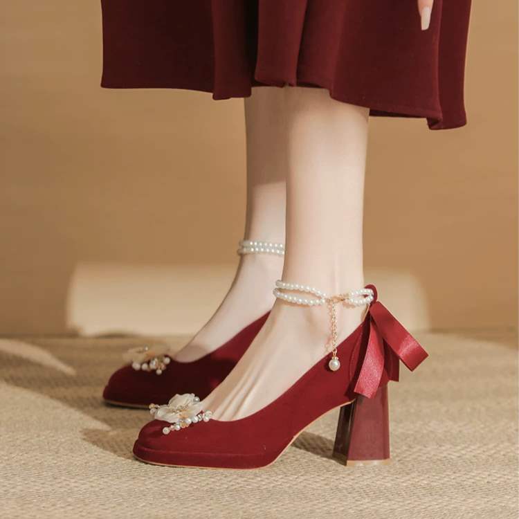 Red Thick-Soled Height-Increasing Wedding Shoes for Women2025New Bride Shoes Xiuhe Wedding Dress Dual-use Thick Heel Not Tired Feet High Heels