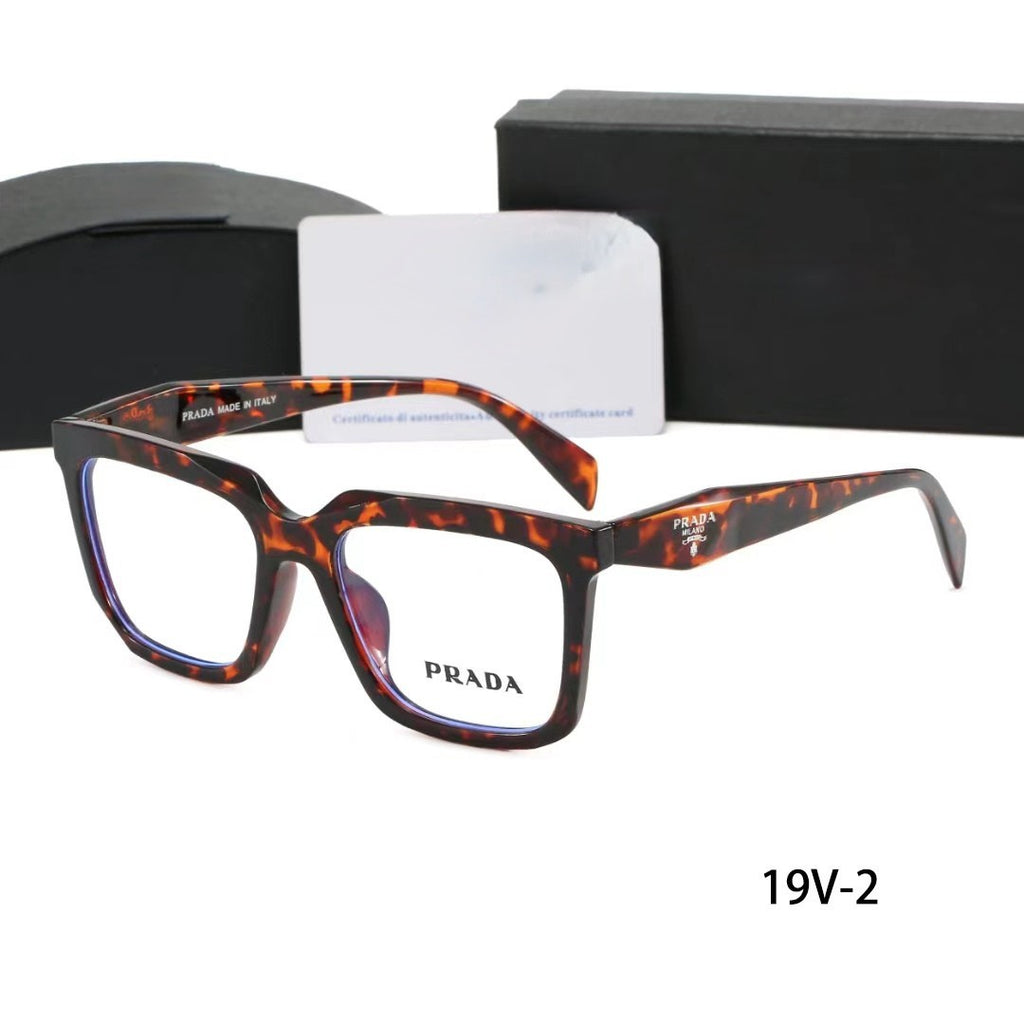 2025New Retro High-End Sunglasses for Men, Black Square Frame, UV Protection, European and American Style Sunglasses for Women