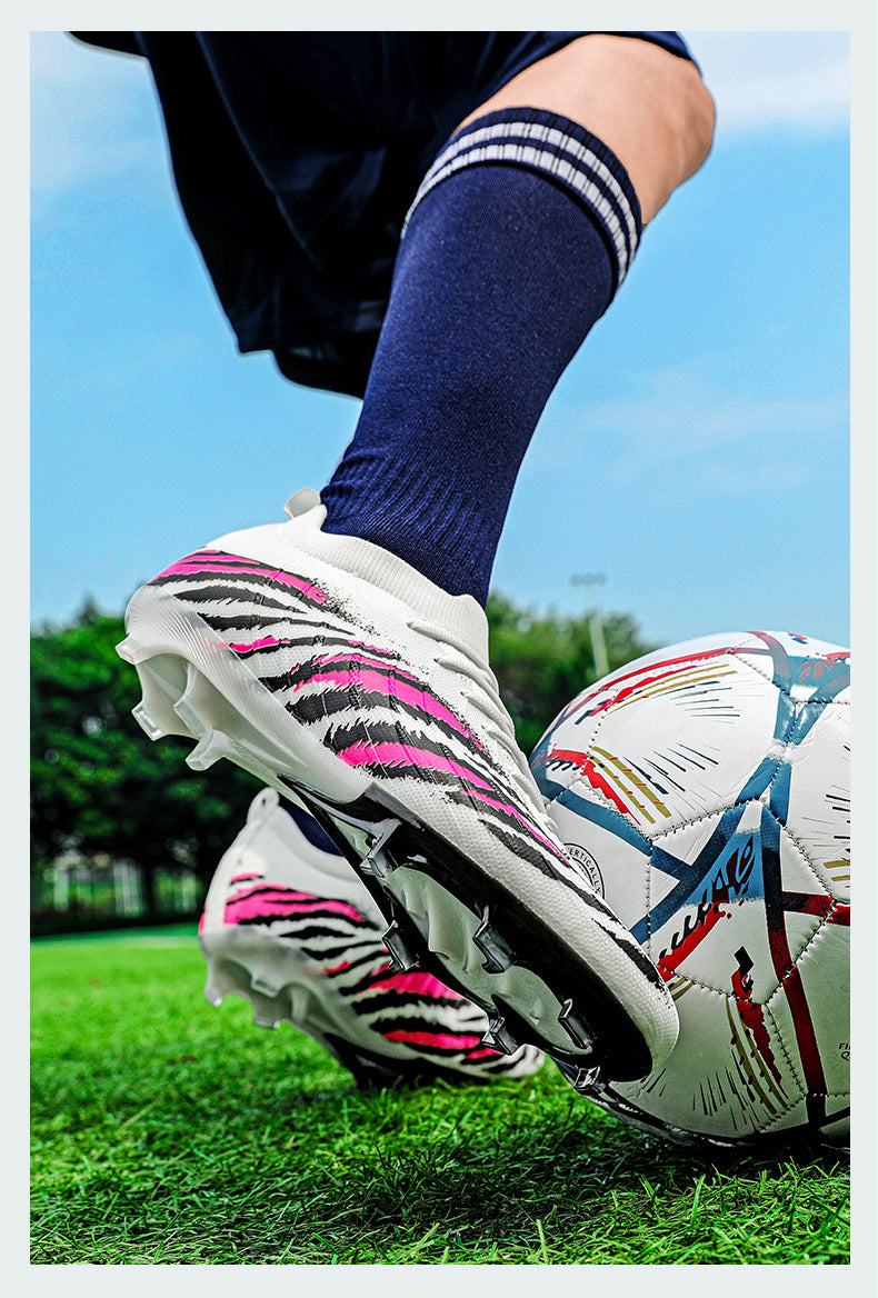 Large Size Authentic Low-Top Soccer Shoes New Wholesale Men's Training Shoes Student Soccer Shoes Spike Shoes Women's