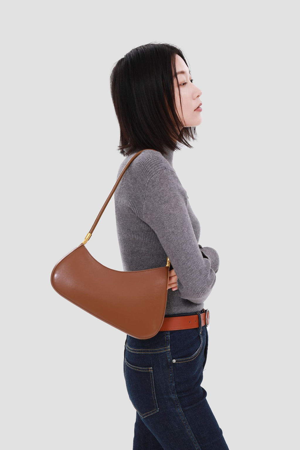 European and American Niche French Retro Underarm Fashion Women's Bag Light Luxury Simple Large Capacity Handbag Women's Single Shoulder Baguette Bag