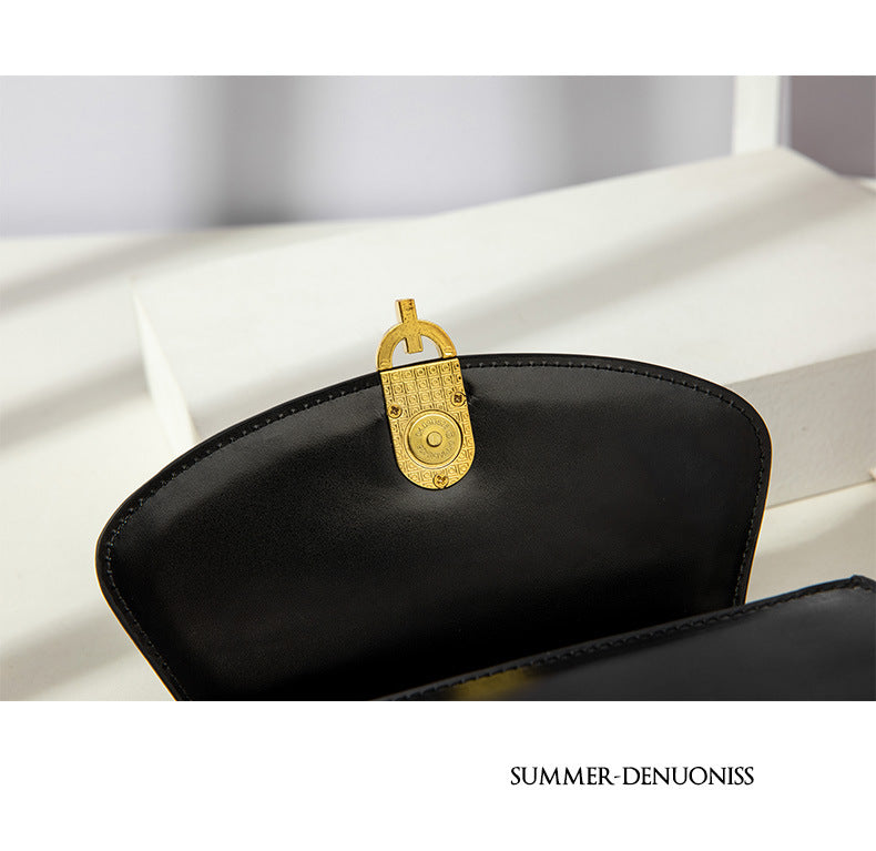 Women's Bag Korean Version Trendy Fashion New Style Personality Crossbody Bag Elegant Diamond Chain Simple Versatile Shoulder Bag