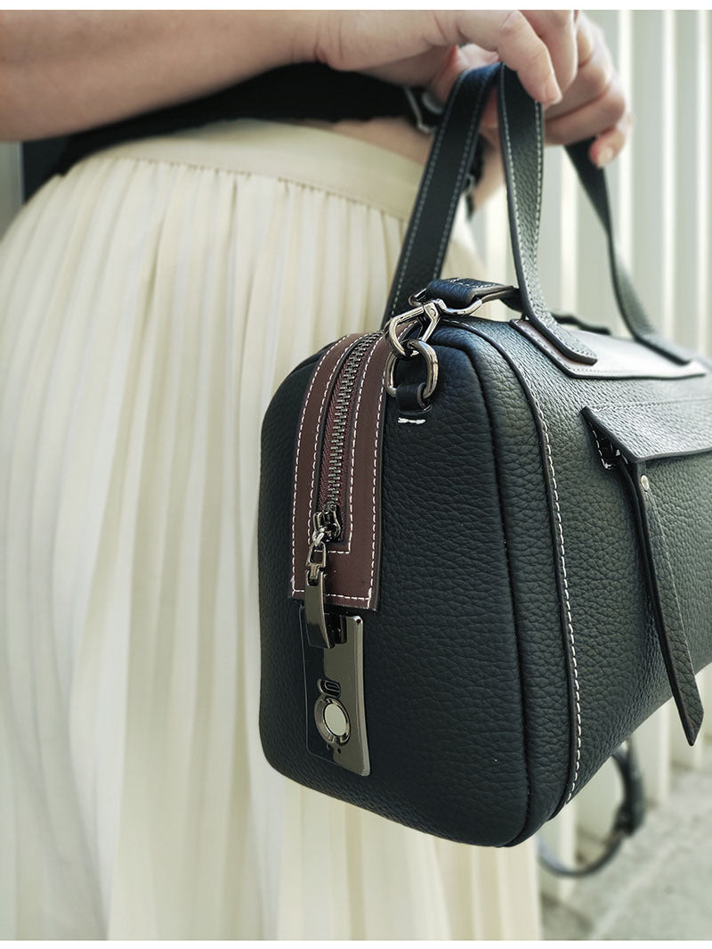 Boston Crossbody Pillow Bag Privacy Protection Fingerprint Unlock Genuine Leather Handbag Commuter Women's Bag Crossbody Bag