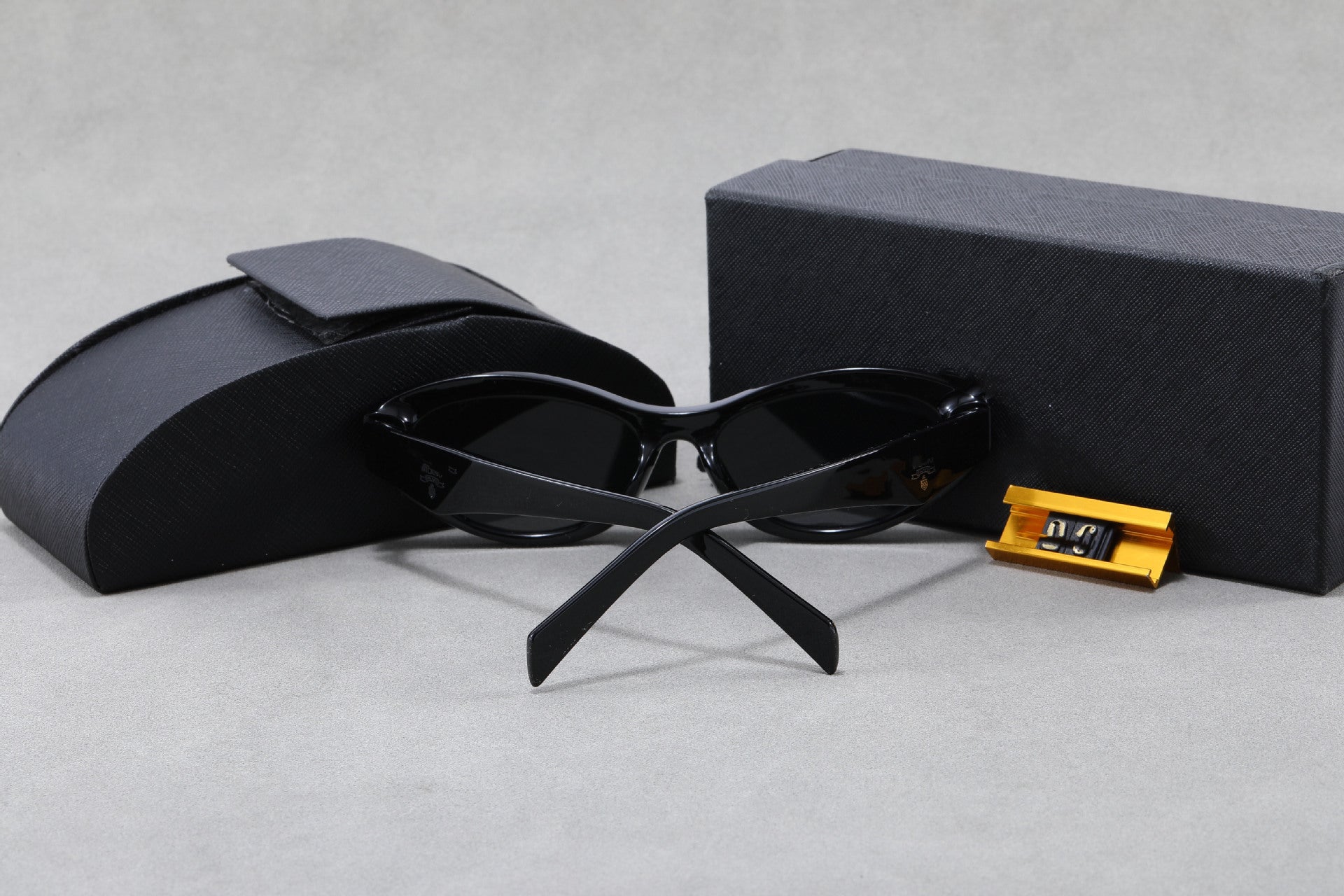 P Home25New26z Sunglasses Plate Men and Women Sunglasses High Sense Cat Eye retro Sunglasses UV Protection