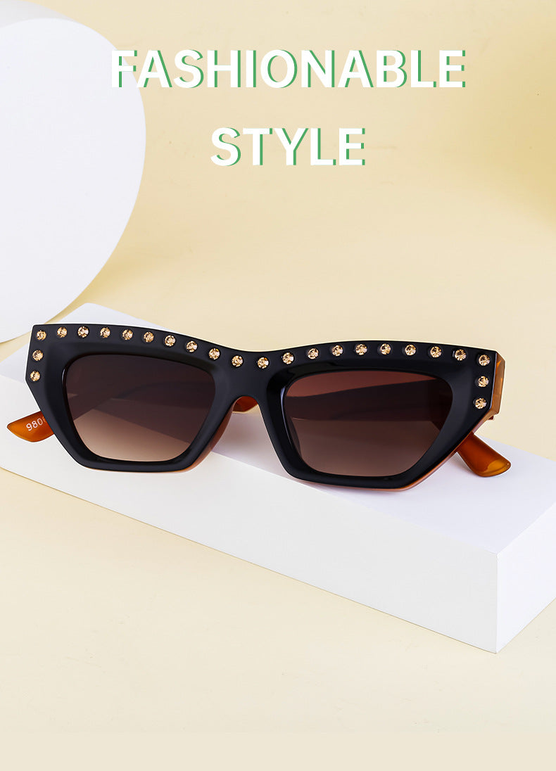 New Fashion Cat Eye Sunglasses for Women Trendy High-end Rhinestone Sunglasses Wholesale sunglasses
