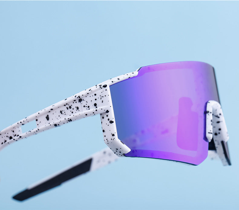 Outdoor Cycling Windproof Sunglasses for Men and Women, European and American Style One-piece Mountaineering Polarized Sunglasses Wholesale sunglasses