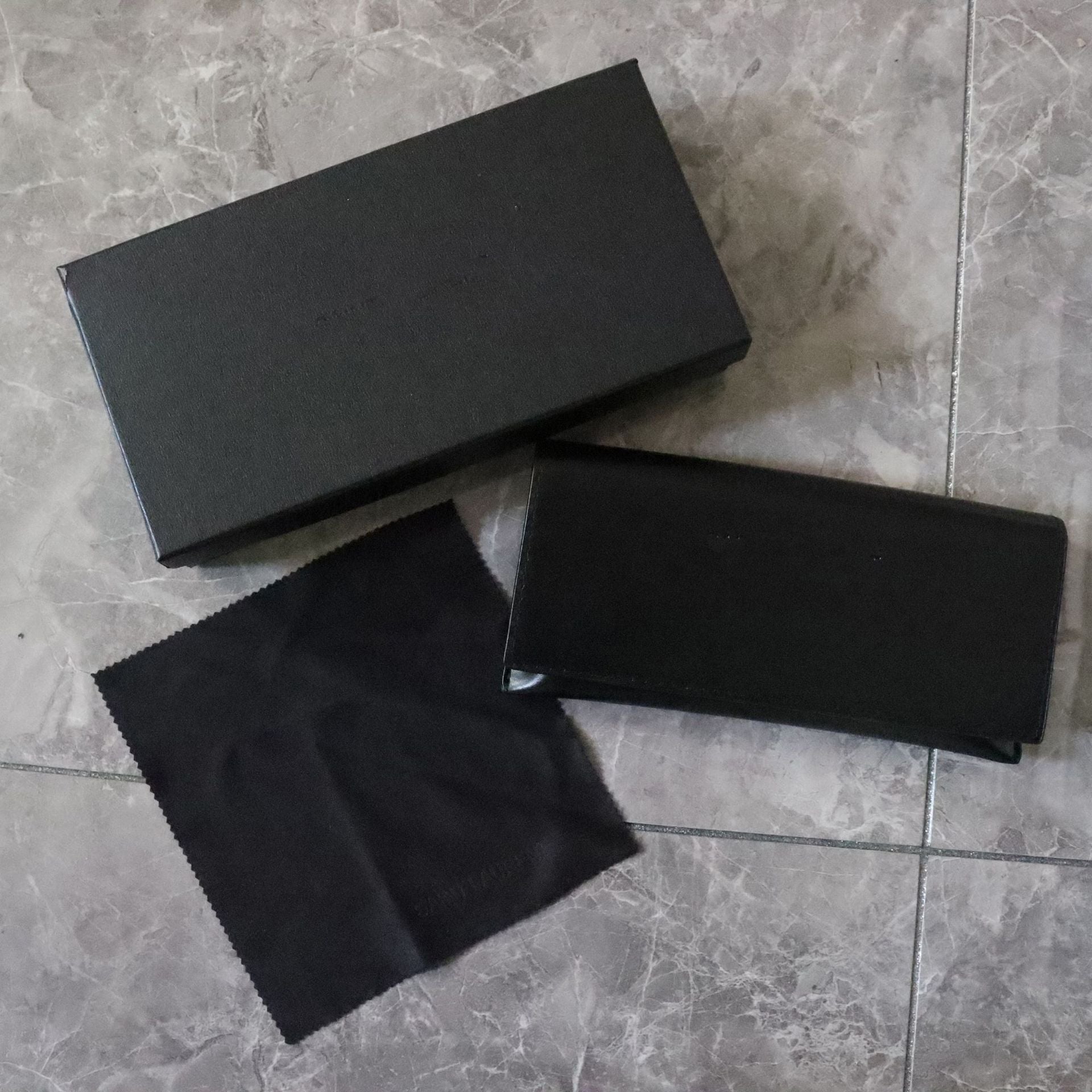 Spot wholesale high-end velvet glasses case Pink Fashionable and Elegant Sunglasses Case Sunglasses case Packing Box