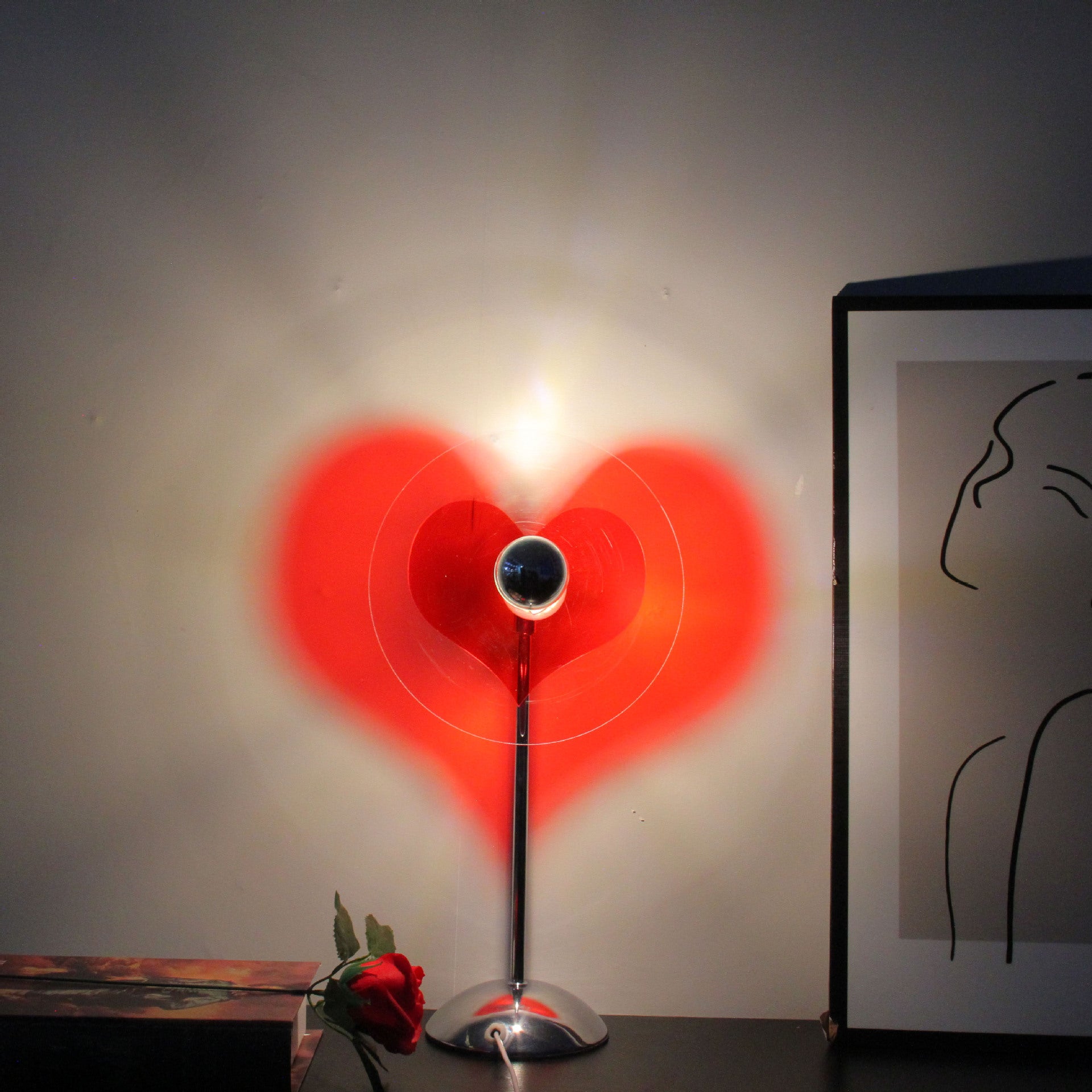 Romantic Love Bauhaus Table Lamp USB Plug-in Internet Celebrity Table Lamp Atmosphere Floor Lamp Projection Lamp Heart Lamp