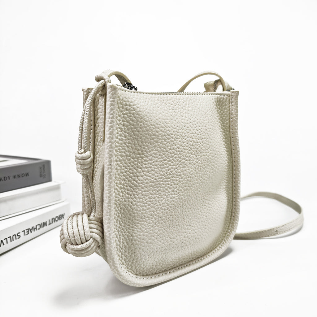 Genuine Leather Small Bucket Bag Trendy Small Bag for Women Fashion Woven Ball Phone Bag Versatile Shoulder Crossbody Bag