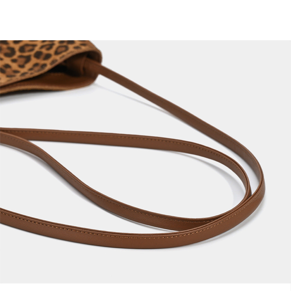 Leopard Print Genuine Leather Bucket Bag Niche Women's Bag Autumn Winter New Versatile High-end Soft Cowhide Single Shoulder Crossbody Bag