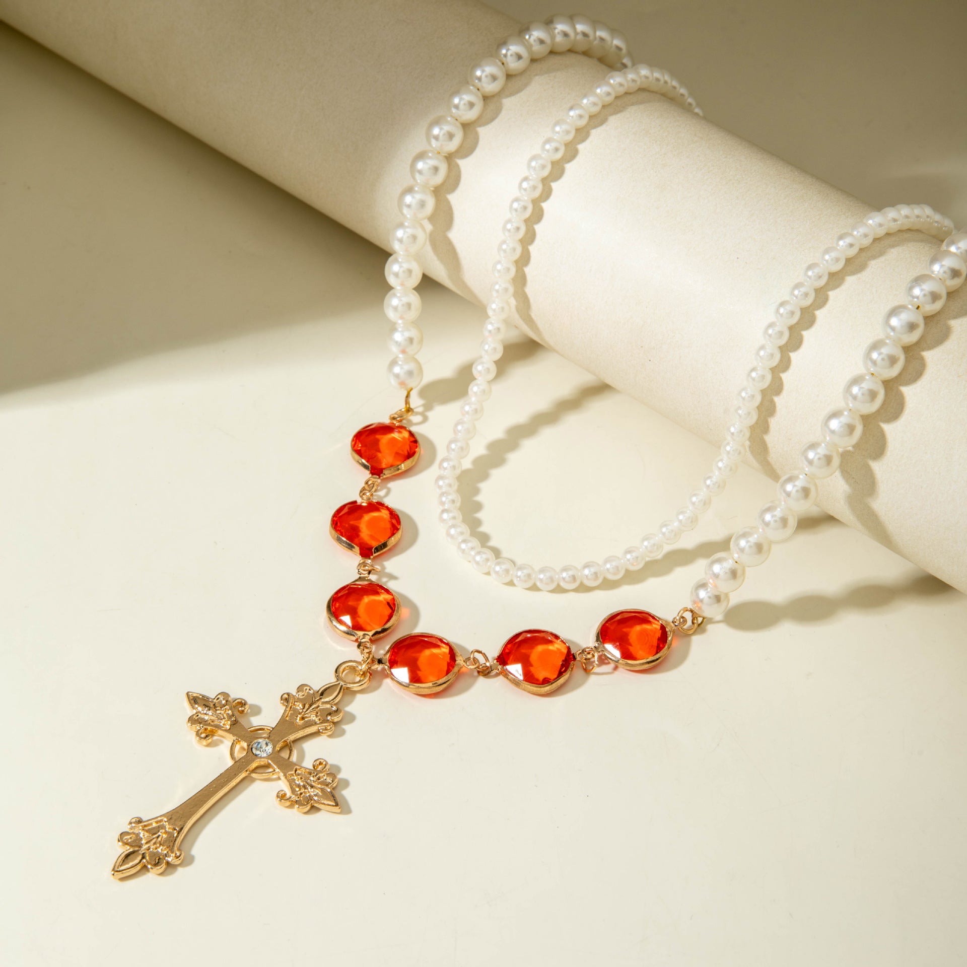 European and American Jewelry Red Diamond Cross Pendant Pearl Necklace Geometric Oval Red Diamond Necklace Wholesale