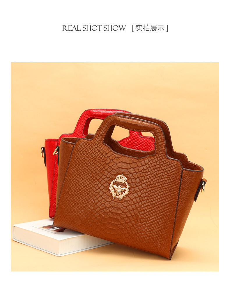 Spring and Autumn New European and American Fashion Women's Bag Fashion Handbag Large Personality Niche Versatile Handheld Crossbody Women's Bag