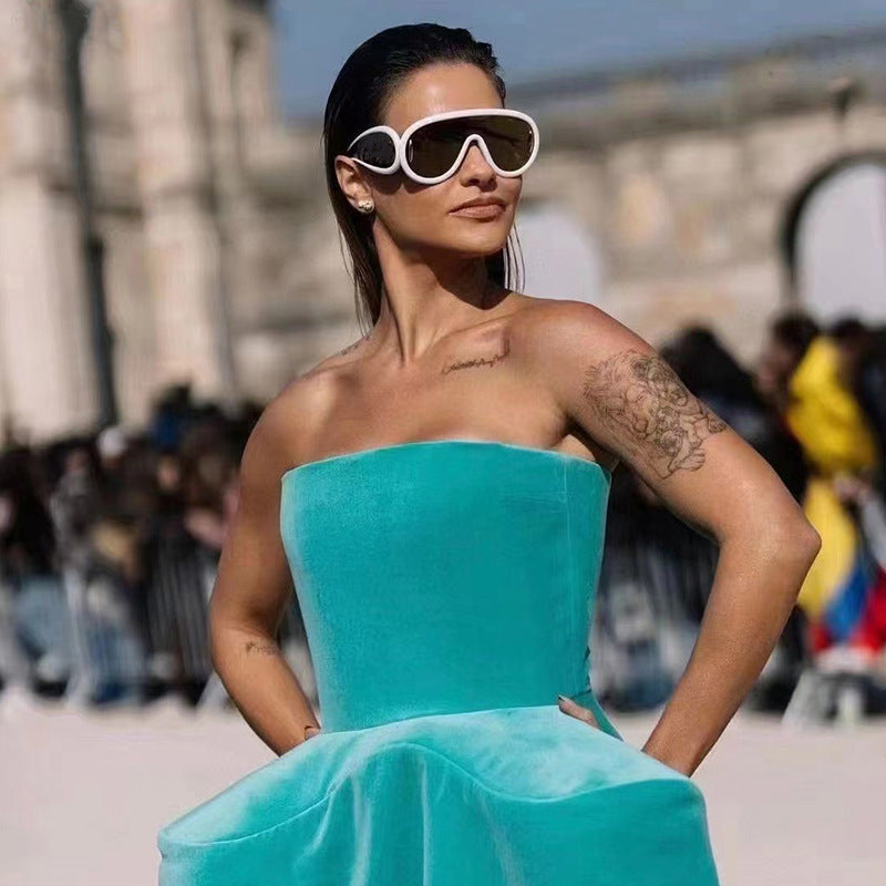 INS One-piece Large Frame Sunglasses for Women, European and American Fashion Sports Cycling Sunglasses, Windproof Glasses Wholesale