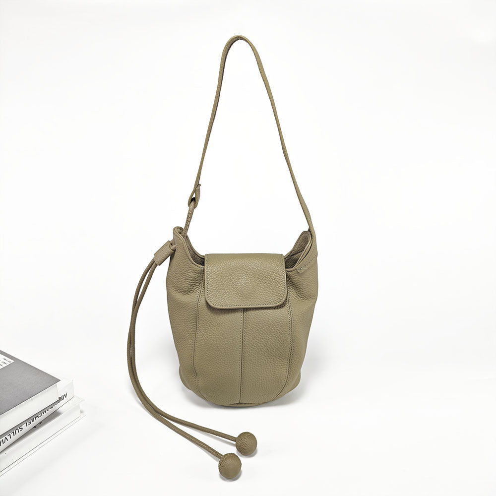 Genuine Leather Bucket Bag2025Autumn and Winter New Women's Bag Casual Fashion Versatile Single Shoulder Crossbody Large Capacity Pumpkin Bag