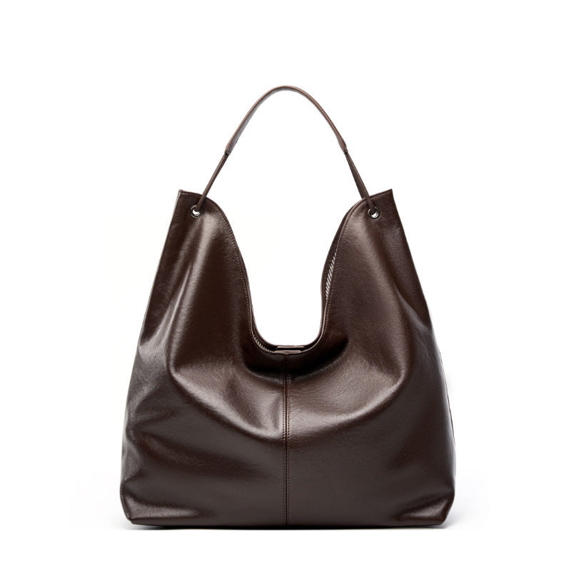 New Vegetable-Tanned Leather Trendy Large-Capacity Textured Tote Bag Versatile Shoulder Bag for Class and Commuting