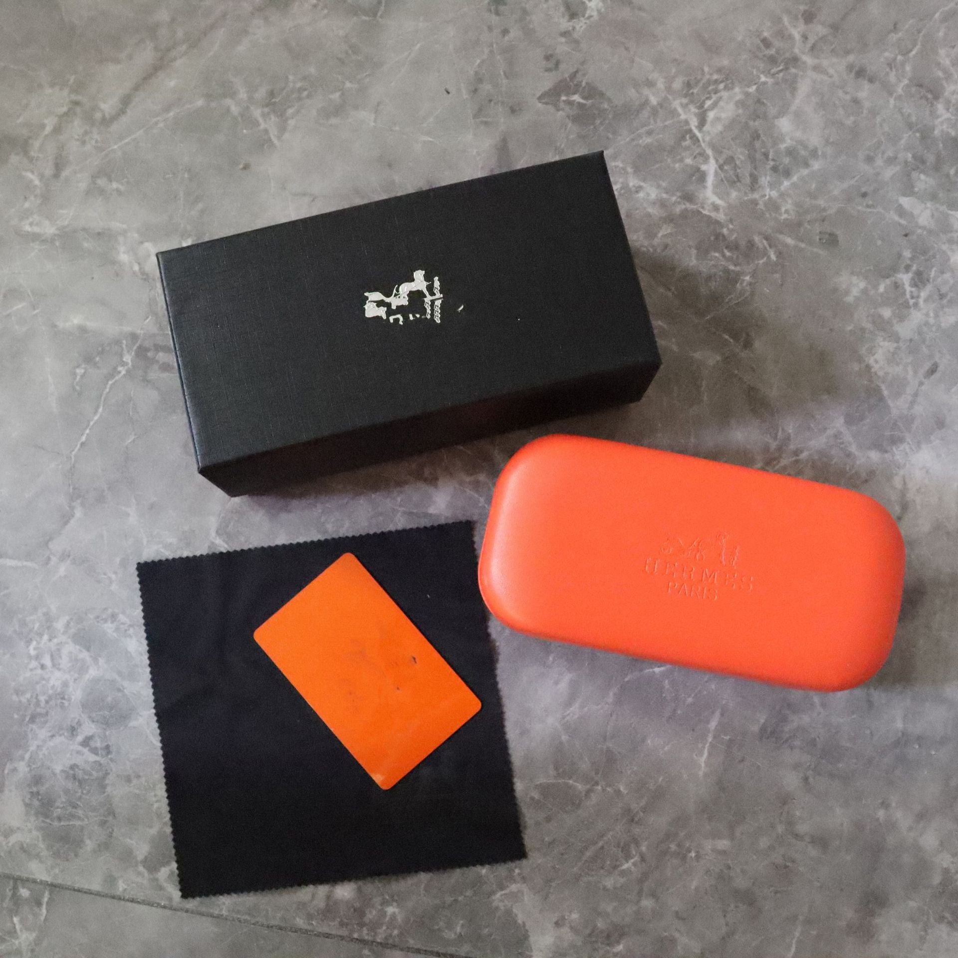 Spot wholesale high-end velvet glasses case Pink Fashionable and Elegant Sunglasses Case Sunglasses case Packing Box