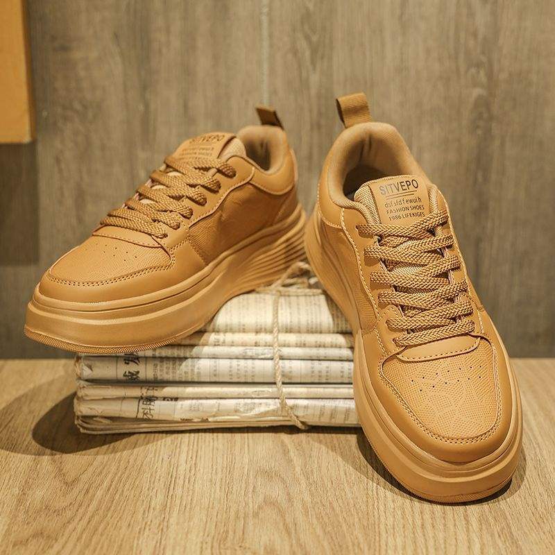 Summer men's shoes2025New Versatile White Sneakers for Men Thick-Soled Casual Sports Thin Breathable Board Shoes
