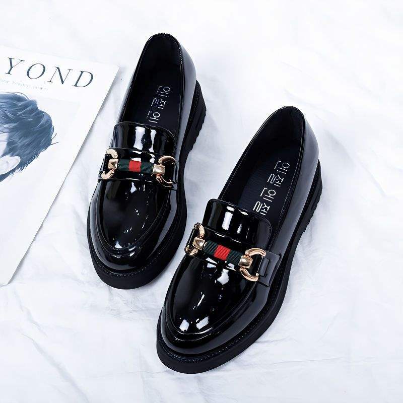 Women's Flat Shoes2025New Korean Style Versatile British Style Loafers Patent Leather Thick Sole Social Student Small Leather Shoes