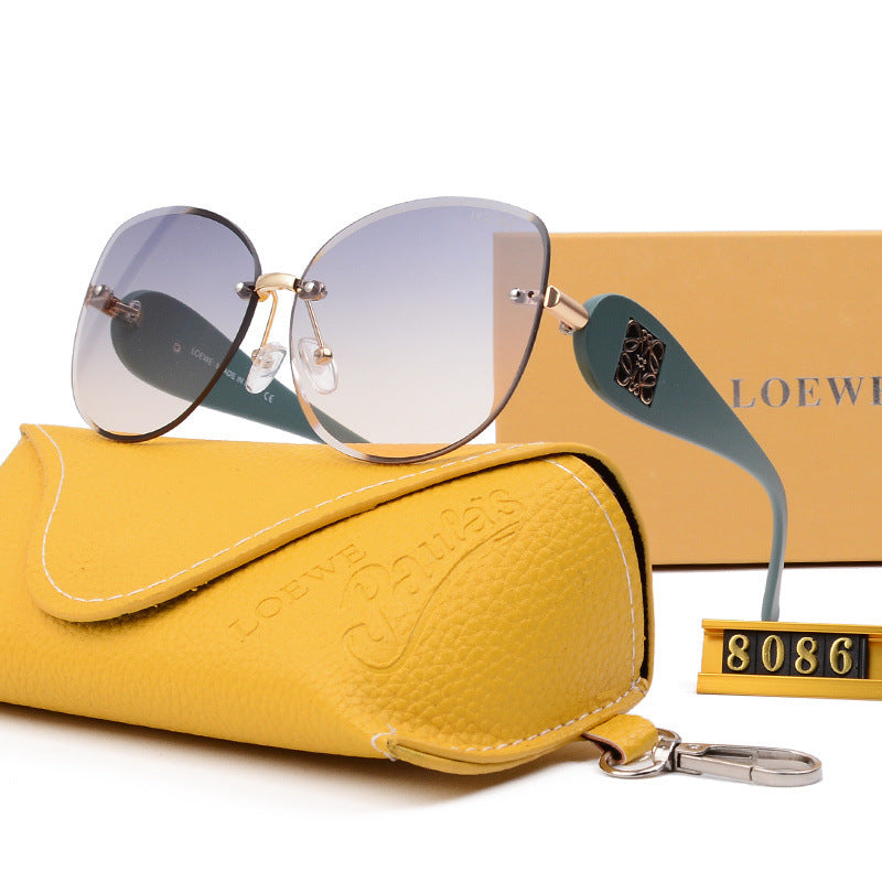 Cyberpunk Triangle Cat Eye Flat Glasses for Women Trendy High-End Round Face Slimming Hip-Hop Letter Disco Sunglasses