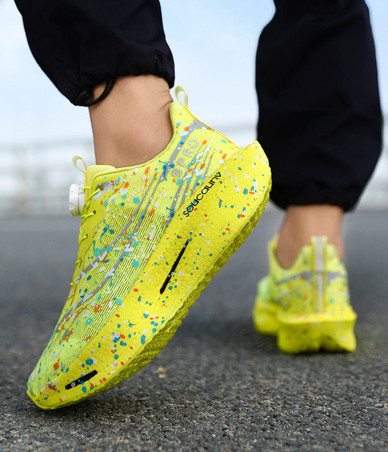 Youth Fashion Luminous Camouflage Running Shoes for Men and Women New Casual Shoes Carbon Plate Real Soft Sole Rotating Buckle Sports Shoes