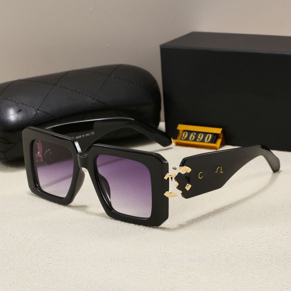 2023New style square frame sunglasses for women ins Trendy Influencer Style Glasses Large Frame High-End Feel Tea Color Sunglasses