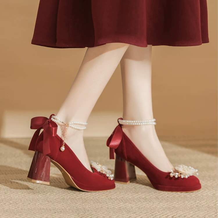 Red Thick-Soled Height-Increasing Wedding Shoes for Women2025New Bride Shoes Xiuhe Wedding Dress Dual-use Thick Heel Not Tired Feet High Heels