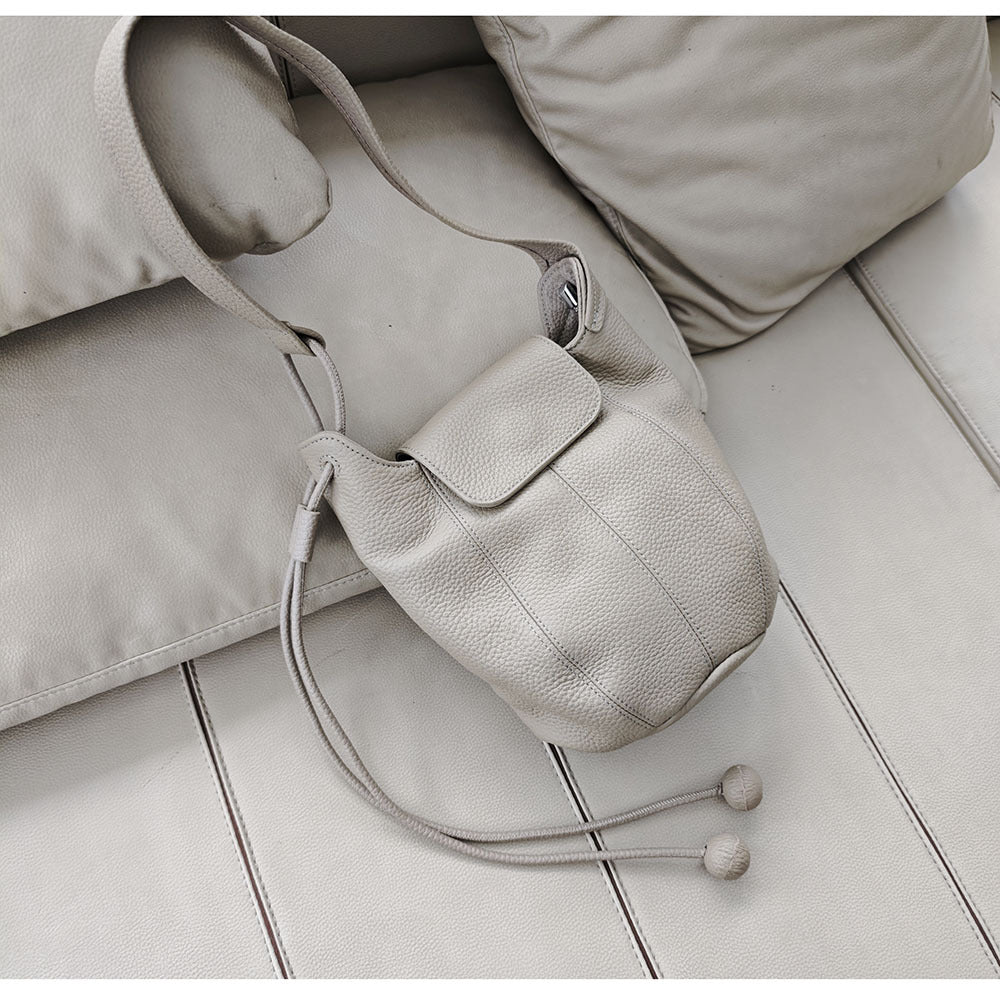 Genuine Leather Bucket Bag2025Autumn and Winter New Women's Bag Casual Fashion Versatile Single Shoulder Crossbody Large Capacity Pumpkin Bag